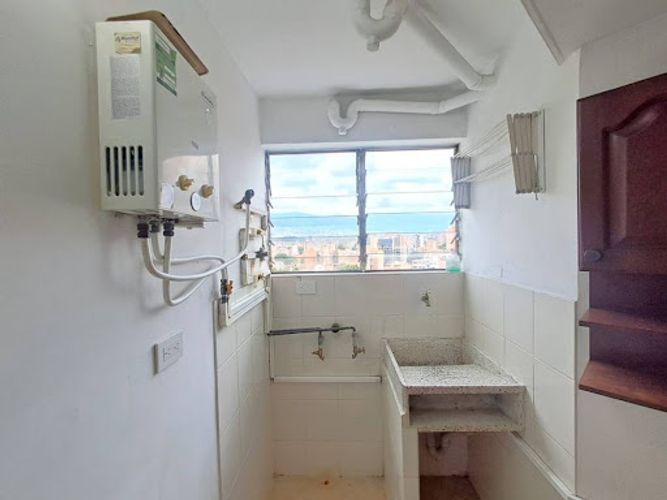 Apartamento de 3 alcobas en arriendo en Calasanz, Medellín, 76 m² · foto 11 de 17