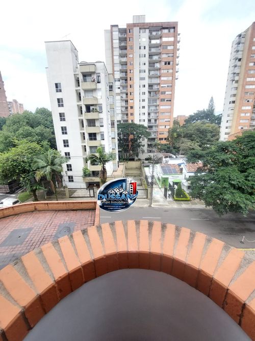 Apartamento en venta en El Poblado, Medellín · foto 6 de 21