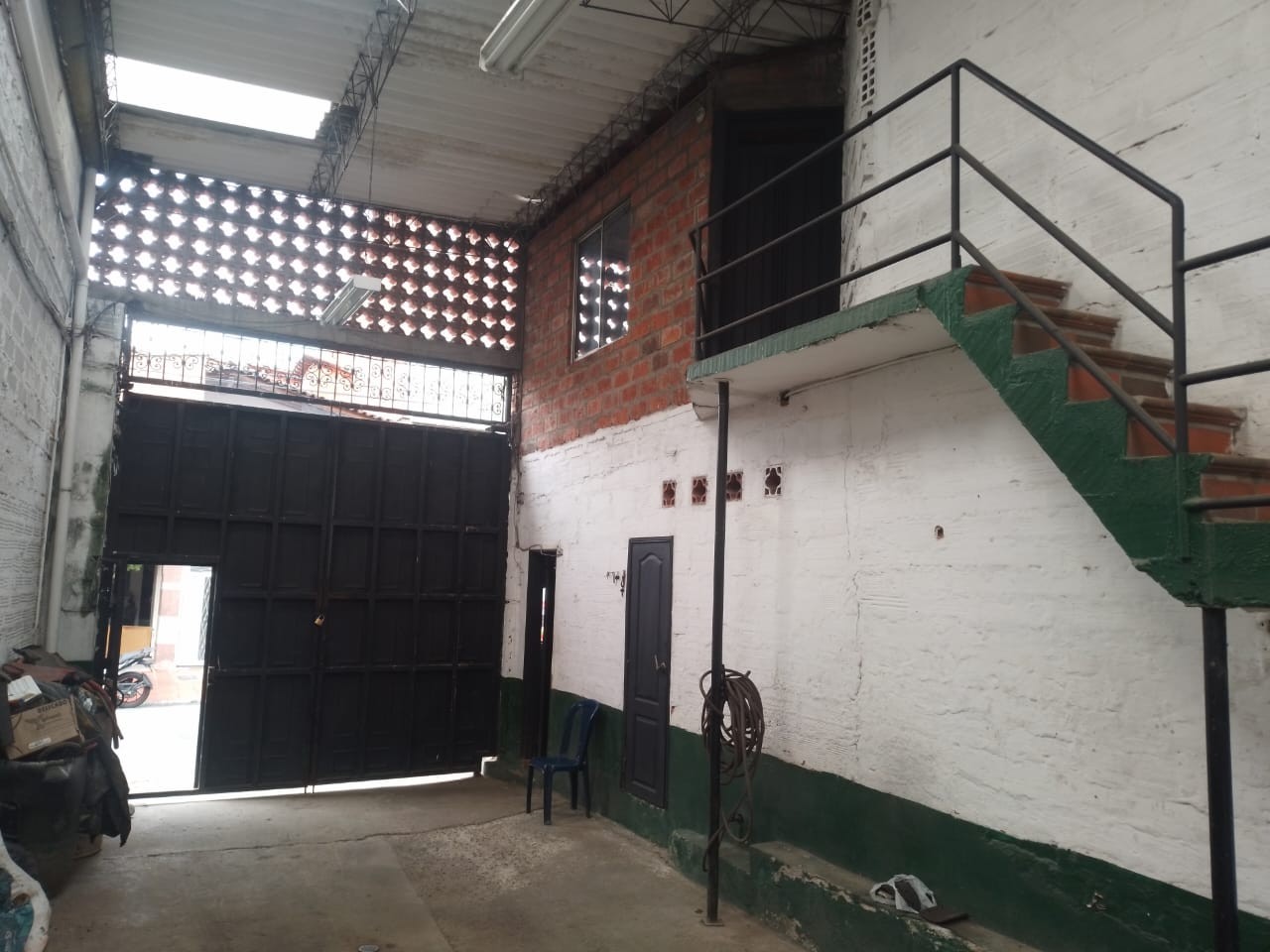 Warehouse for sale in Belén, Medellín 2