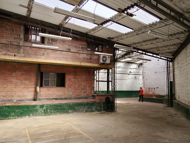 Bodega en arriendo en Belén, Medellín, 350 m² · foto 20 de 24