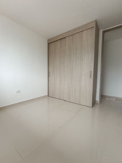 Apartamento de 3 alcobas en venta en El Recreo, Floridablanca, 75 m² · foto 10 de 12