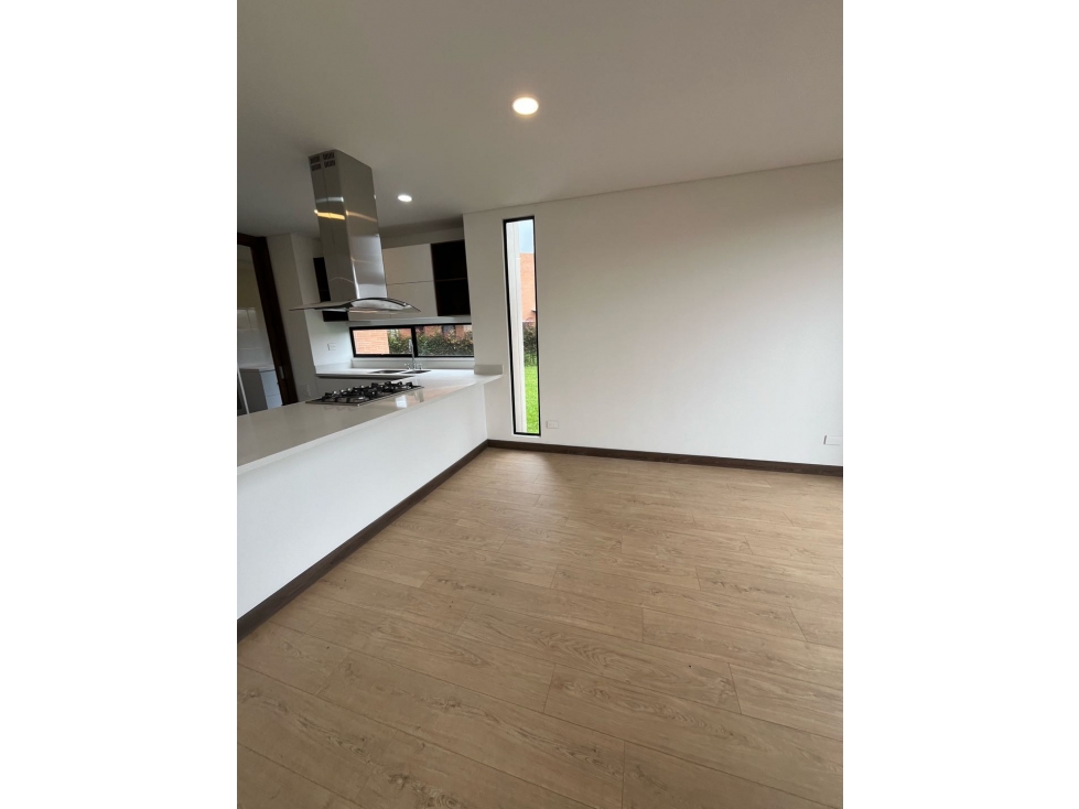 Casa en venta en La Estacion, Cajicá · foto 2 de 24