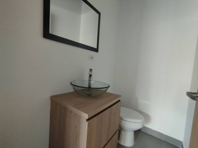 Oficina en arriendo en Las Palmas, Envigado, 131 m² · foto 9 de 13