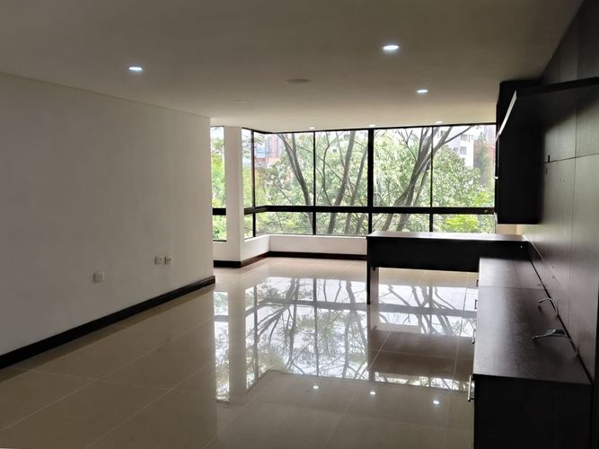 Apartamento de 4 alcobas en arriendo en El Poblado, Medellín, 295 m² · foto 2 de 20
