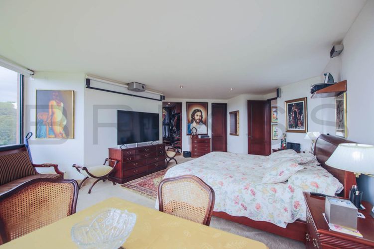 Casa de 4 alcobas en venta en Aposentos, Sopó, 720 m² · foto 8 de 24