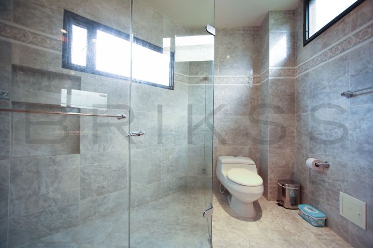 Casa de 4 alcobas en venta en Aposentos, Sopó, 720 m² · foto 11 de 24