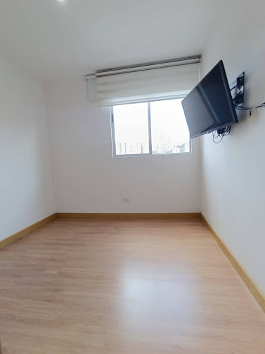 Apartamento en arriendo en Loma De San Jose, Sabaneta · foto 8 de 17