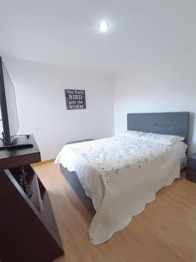 Apartamento en arriendo en Loma De San Jose, Sabaneta · foto 11 de 17