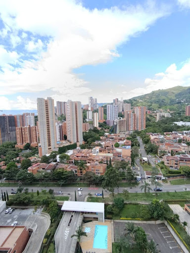Apartamento en arriendo en Loma De San Jose, Sabaneta · foto 17 de 17