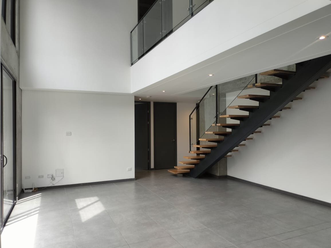 Apartamento en arriendo en El Poblado, Medellín · foto 2 de 19