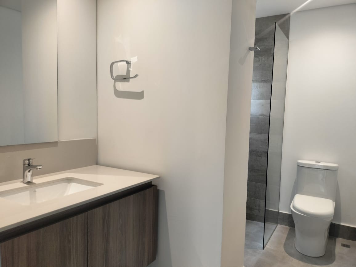 Apartamento en arriendo en El Poblado, Medellín · foto 19 de 19