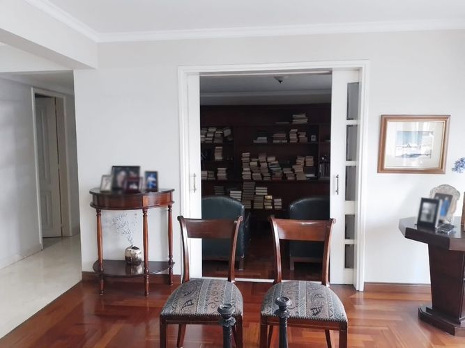 Apartamento de 3 alcobas en arriendo en La Florida, Medellín, 189 m² · foto 3 de 19