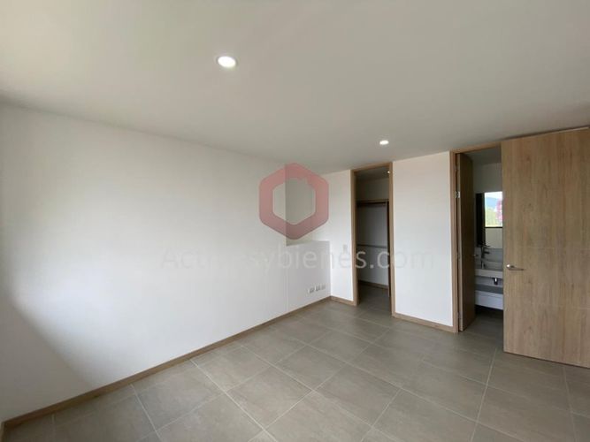 Apartamento de 2 alcobas en venta en Llano Grande, Rionegro, 68 m² · foto 12 de 18