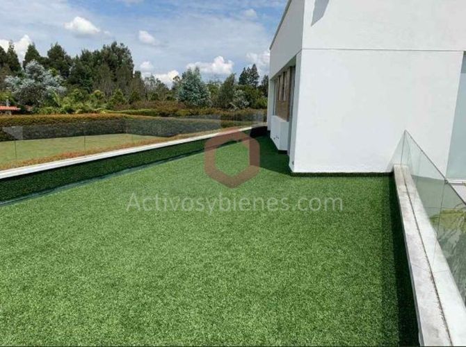 Casa de 5 alcobas en venta en Llano Grande, Rionegro, 560 m² · foto 10 de 13