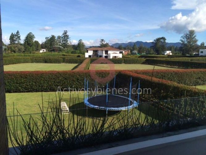 Casa de 5 alcobas en venta en Llano Grande, Rionegro, 560 m² · foto 11 de 13
