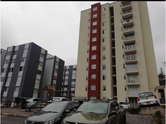 Apartamento de 3 alcobas en venta en Villa Cafe La Carola, Manizales, 63 m² · foto 3 de 14