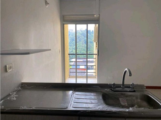 Apartamento de 3 alcobas en venta en Villa Cafe La Carola, Manizales, 63 m² · foto 10 de 14