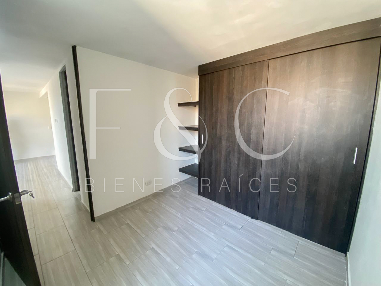Apartamento en venta en Castilla, Bogotá · foto 2 de 15