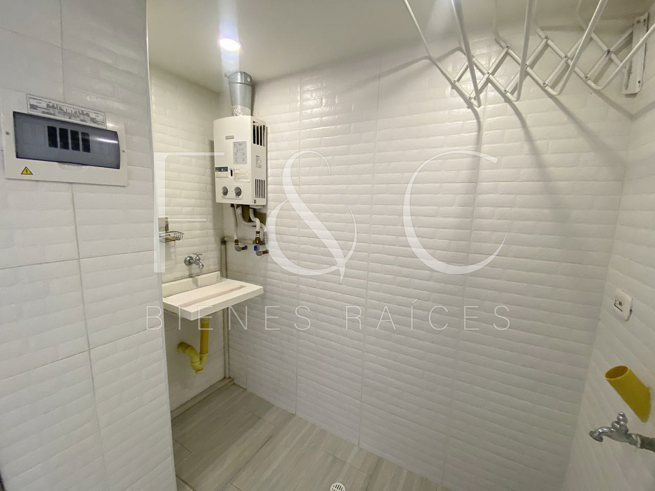 Apartamento en venta en Castilla, Bogotá · foto 7 de 15