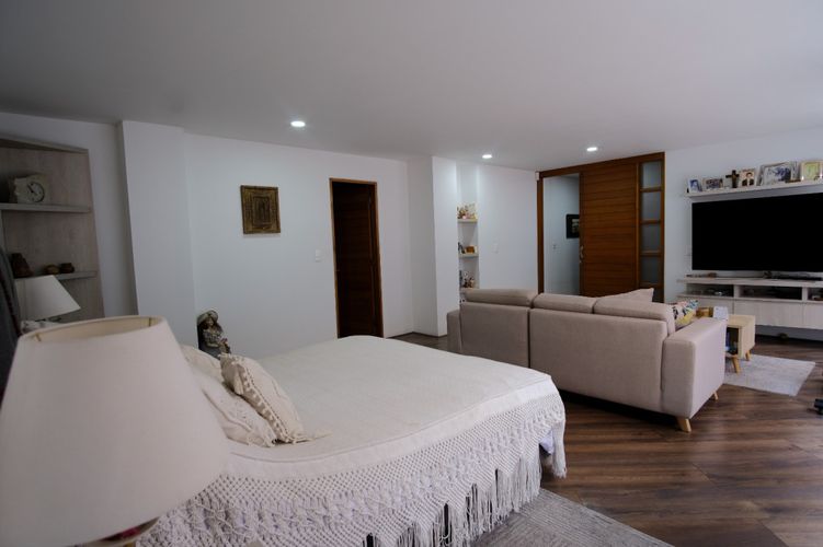 Apartamento de 2 alcobas en venta en Santa Bibiana, Bogotá, 149 m² · foto 12 de 13