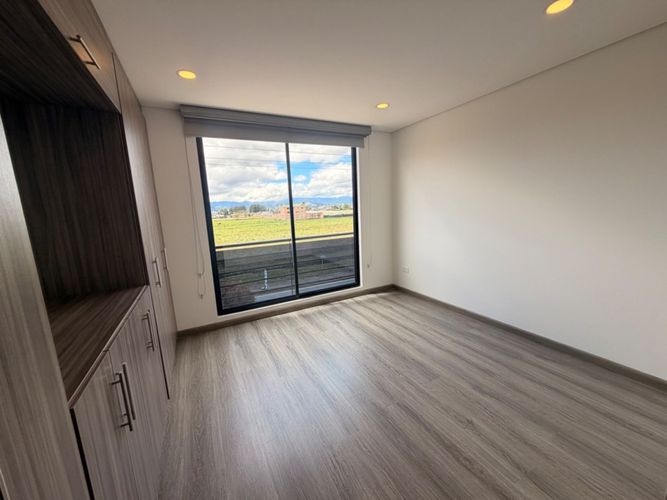 Apartamento de 2 alcobas en venta en Siberia, Cota, 98 m² · foto 13 de 17