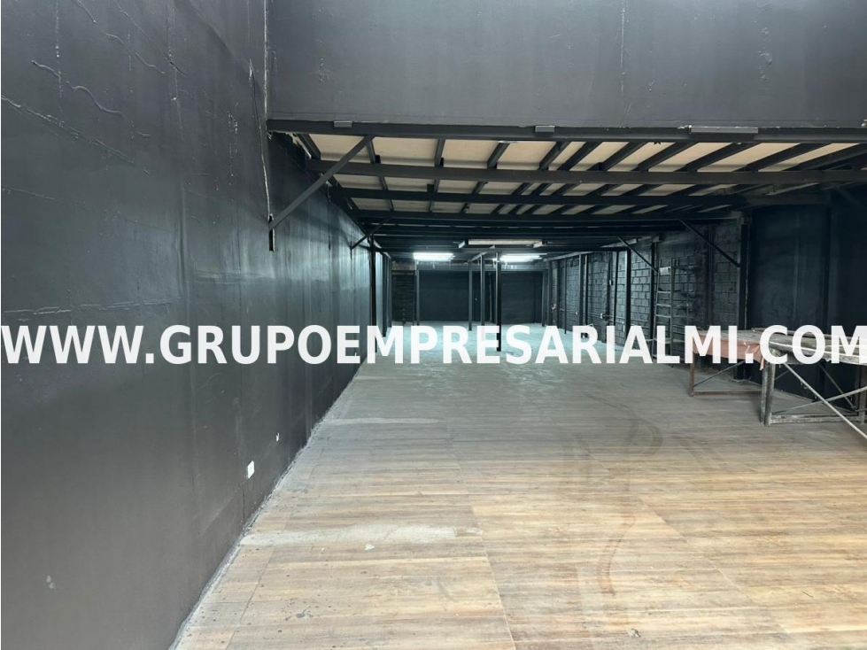 Warehouse for sale in Belén, Medellín 2