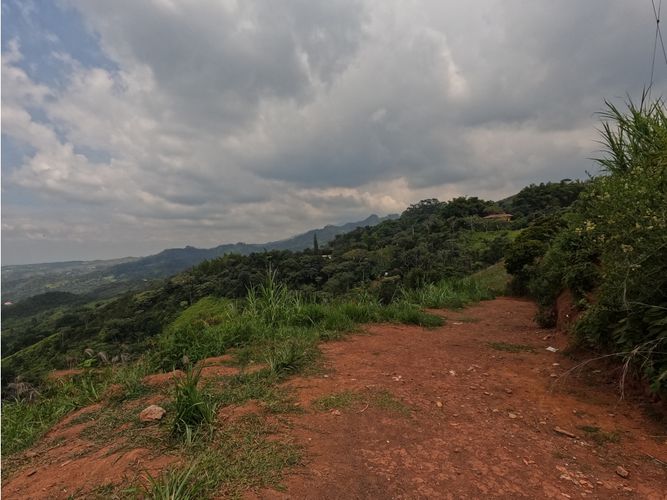 Lote en venta en La Buitrera, Cali, 40500 m² · foto 2 de 12
