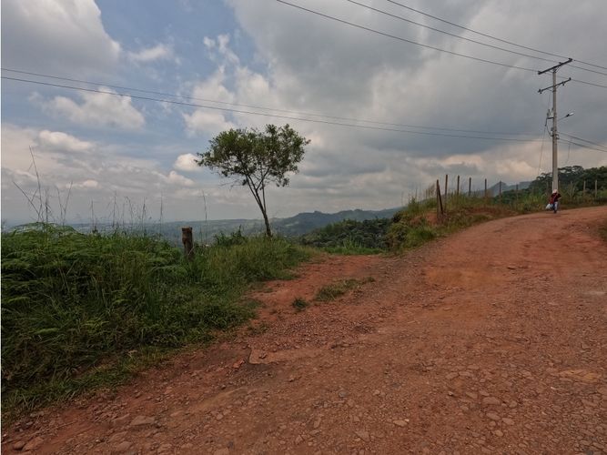 Lote en venta en La Buitrera, Cali, 40500 m² · foto 3 de 12