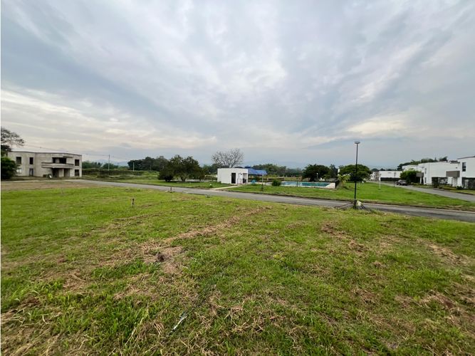 Lote en venta en Cn. Arbore Country Club, Jamundí, 150 m² · foto 3 de 7