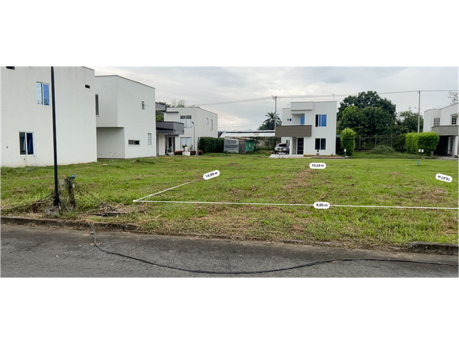 Lote en venta en Cn. Arbore Country Club, Jamundí, 150 m² · foto 5 de 7