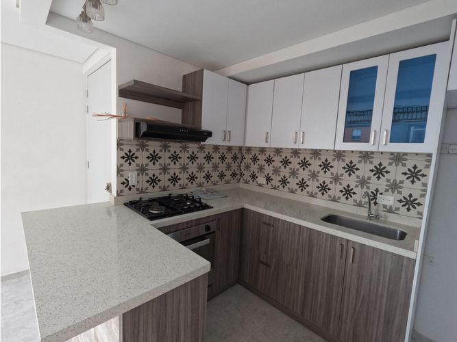 Apartamento de 3 alcobas en venta en Ciudad Melendez, Cali, 60 m² · foto 2 de 18
