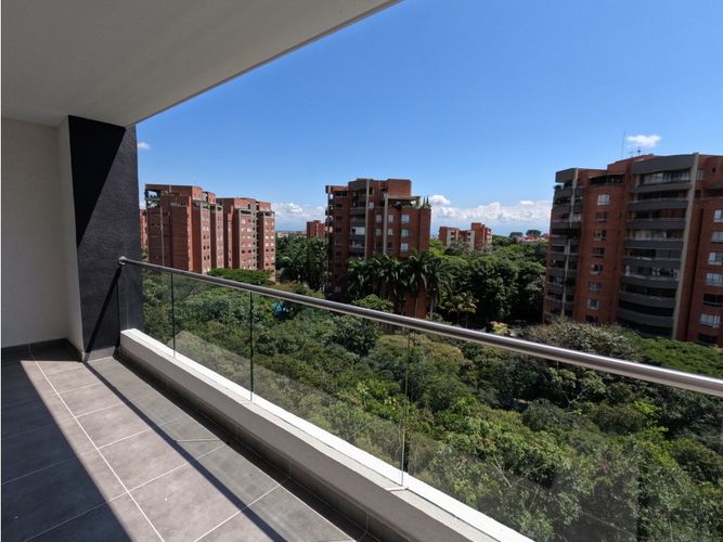 Apartamento de 3 alcobas en venta en Ciudad Jardin, Cali, 131 m² · foto 7 de 24