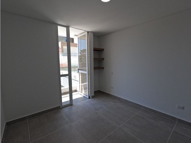 Apartamento de 3 alcobas en venta en Ciudad Jardin, Cali, 131 m² · foto 8 de 24