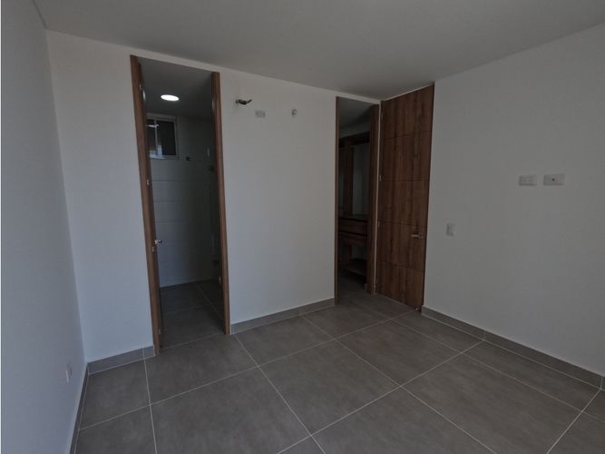 Apartamento de 3 alcobas en venta en Ciudad Jardin, Cali, 131 m² · foto 14 de 24