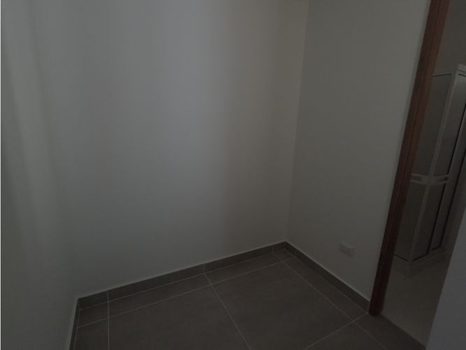 Apartamento de 3 alcobas en venta en Ciudad Jardin, Cali, 131 m² · foto 19 de 24