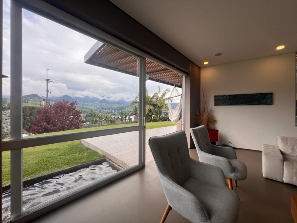 Casa en arriendo en Cerros De Alhambra, Manizales · foto 3 de 24