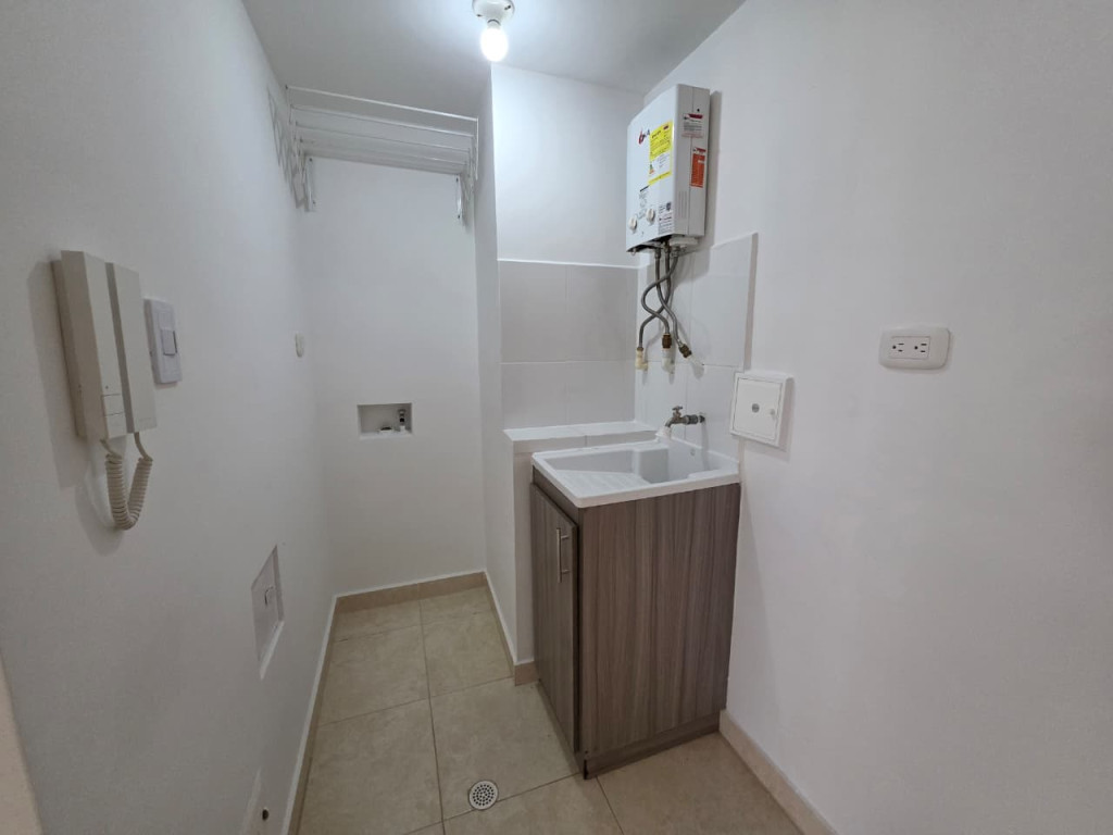 Apartamento en venta en 19 De Enero, Armenia · foto 8 de 24