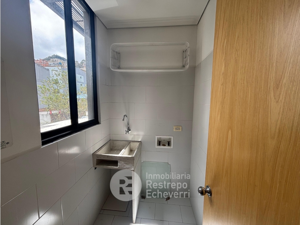 Apartamento en venta en Chapinero Alto, Bogotá · foto 3 de 10