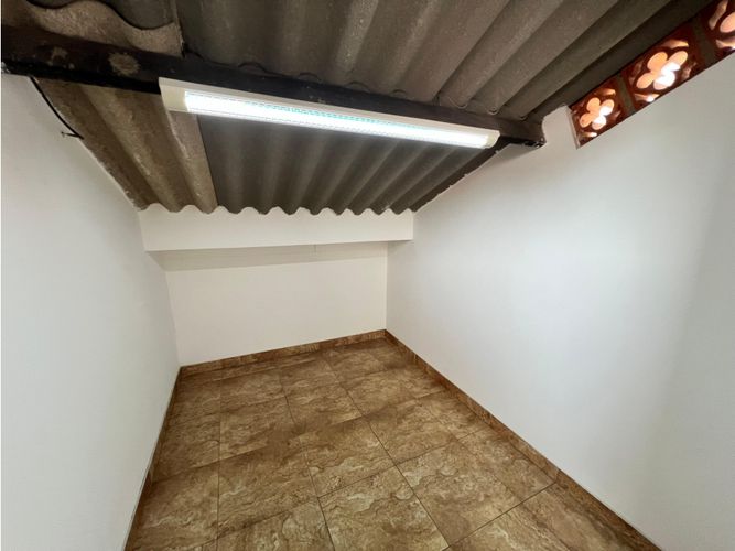 Oficina en venta en El Bosque, Cali, 225 m² · foto 22 de 24