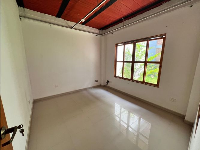 Oficina en venta en El Bosque, Cali, 225 m² · foto 23 de 24