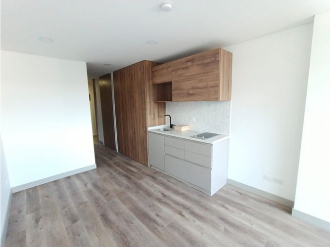 Apartaestudio en venta en Chico Norte, Bogotá, 24 m² · foto 8 de 15
