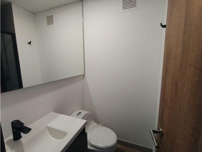 Apartaestudio en venta en Chico Norte, Bogotá, 24 m² · foto 9 de 15