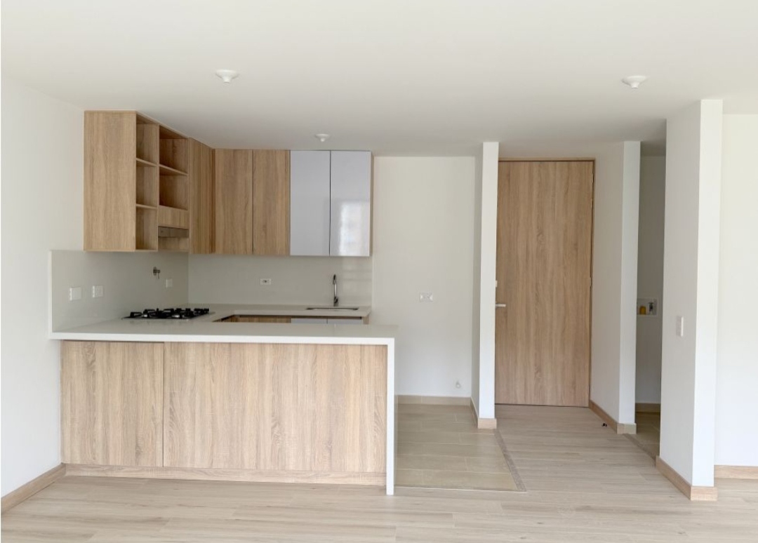 Apartamento en venta en Camino Verde, Envigado · foto 2 de 12