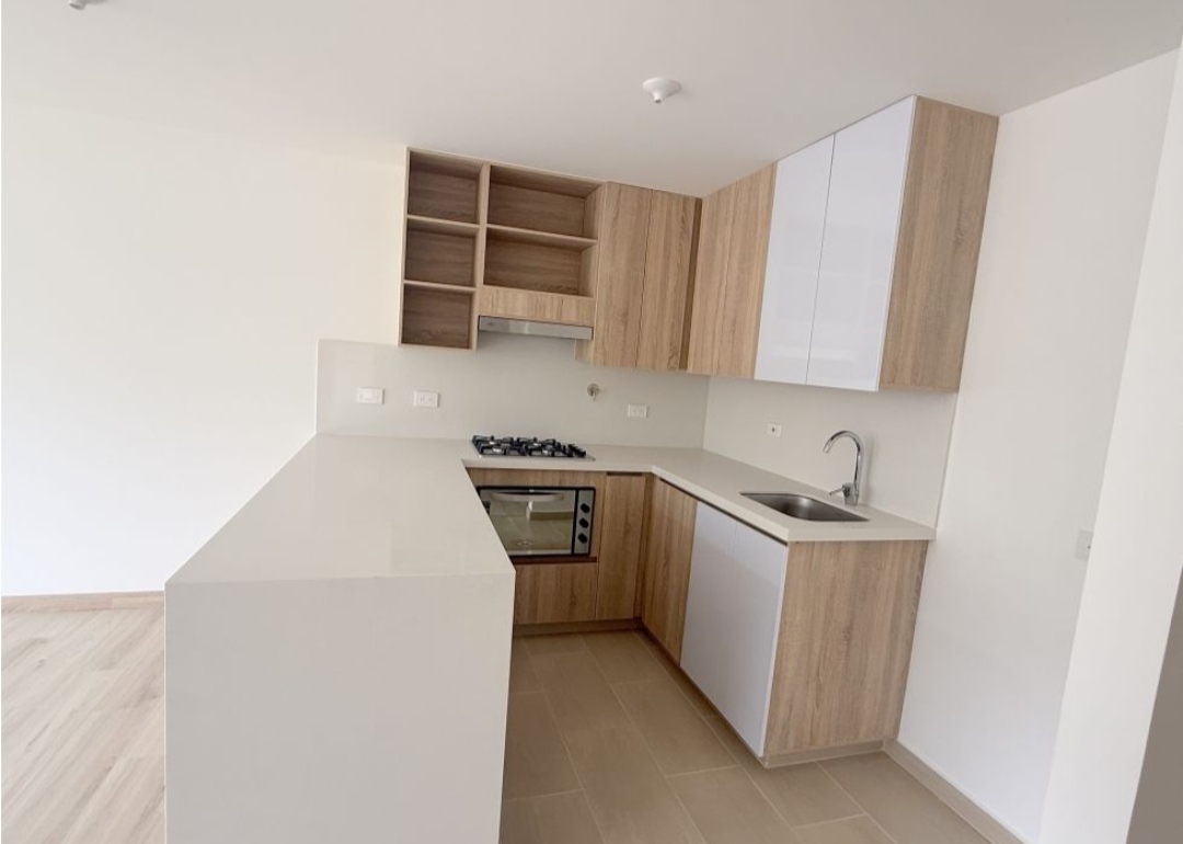 Apartamento en venta en Camino Verde, Envigado · foto 4 de 12