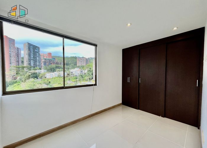 Apartamento de 2 alcobas en arriendo en Altos Del Poblado, Medellín, 72 m² · foto 17 de 24