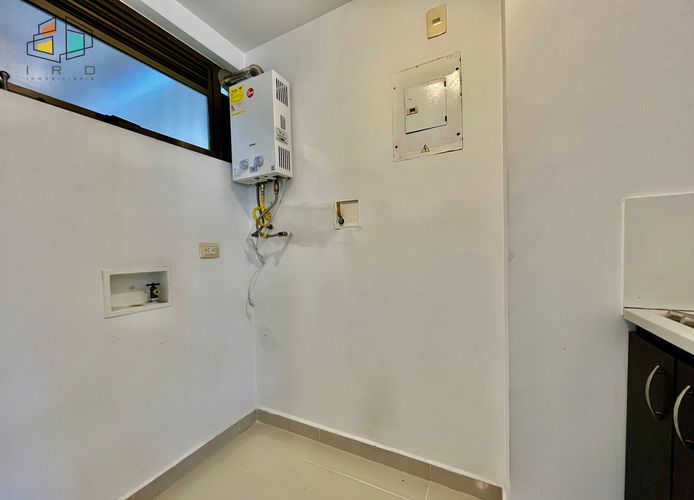 Apartamento de 2 alcobas en arriendo en Altos Del Poblado, Medellín, 72 m² · foto 7 de 24