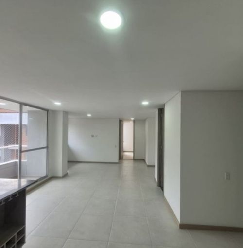 Apartamento de 2 alcobas en venta en Las Antillas, Envigado, 70 m² · foto 5 de 13