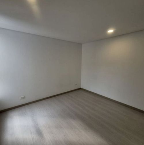 Apartamento de 2 alcobas en venta en Las Antillas, Envigado, 70 m² · foto 4 de 13