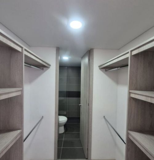 Apartamento de 2 alcobas en venta en Las Antillas, Envigado, 70 m² · foto 10 de 13