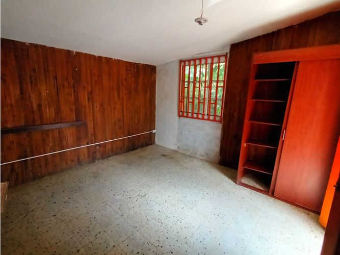 Casa de 3 alcobas en venta en Loma Del Chocho, Envigado, 190 m² · foto 9 de 12